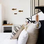Gasthuis Fra Cielo E Mare Boutique 4*