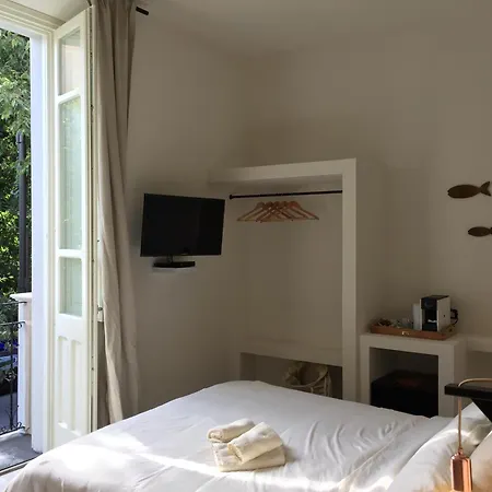 ゲストハウス Fra Cielo E Mare Boutique 4*